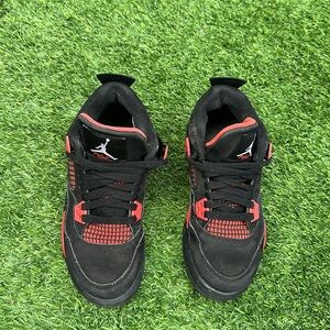 Jordan 4 Red Thunder